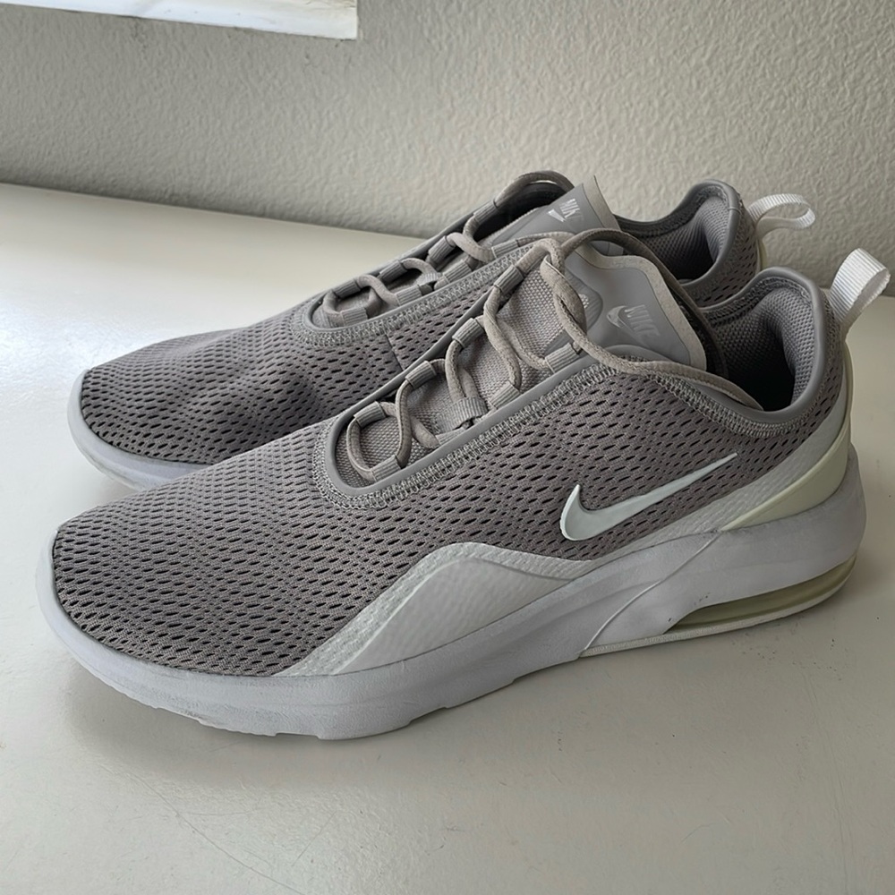 Nike Air Max Motion 2 Mens Trainers Running Sneakers Shoes